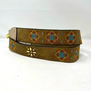 Beautiful embroidered shoulder strap